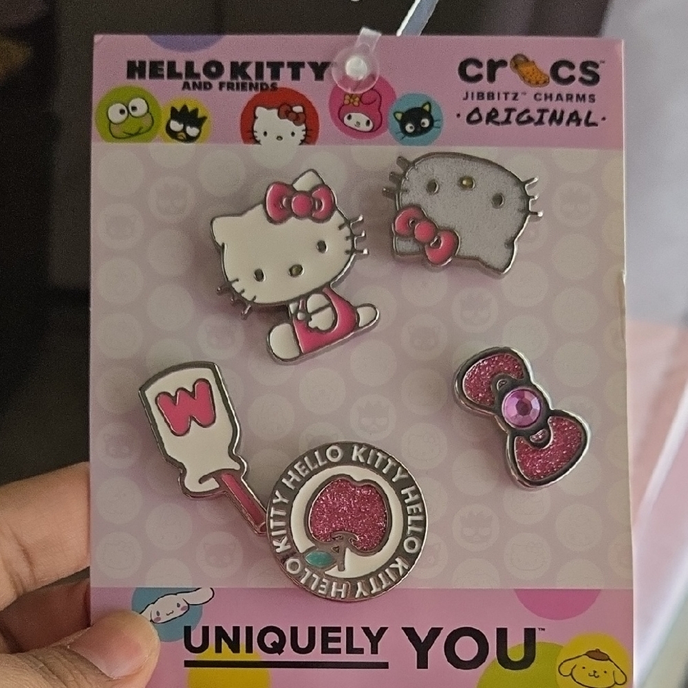 CROCS Hello Kitty Jibbitz Charms - Pink and White